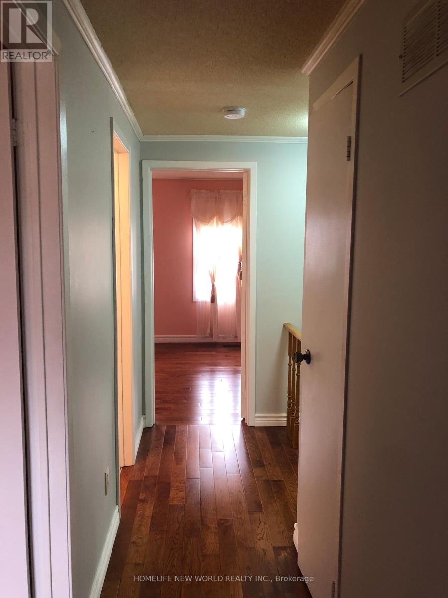 12 James Edward Drive, Markham, Ontario  L3S 1Y8 - Photo 8 - N12980490