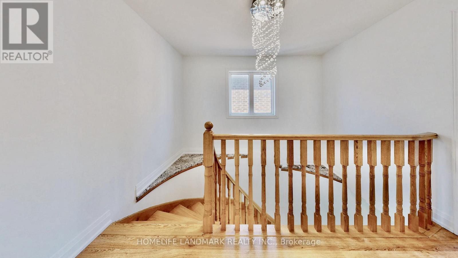 32 Arco Circle, Vaughan, Ontario  L6A 3Z7 - Photo 15 - N12980506