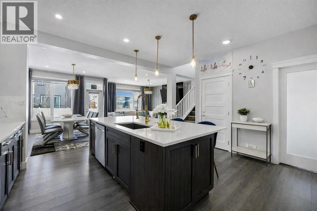 168 Evansfield Close Nw, Calgary, Alberta  T3P 0K9 - Photo 4 - A2291607