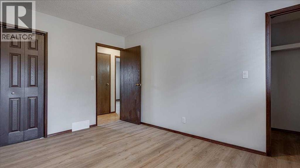 19 Bettenson Street, Red Deer, Alberta  T4R 1J5 - Photo 14 - A2299017