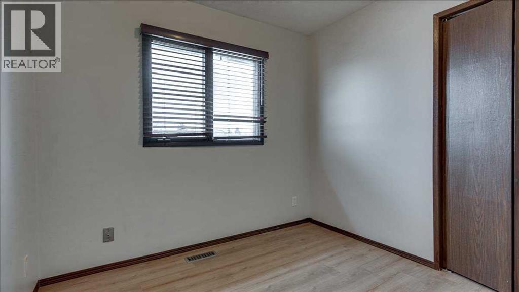 19 Bettenson Street, Red Deer, Alberta  T4R 1J5 - Photo 18 - A2299017