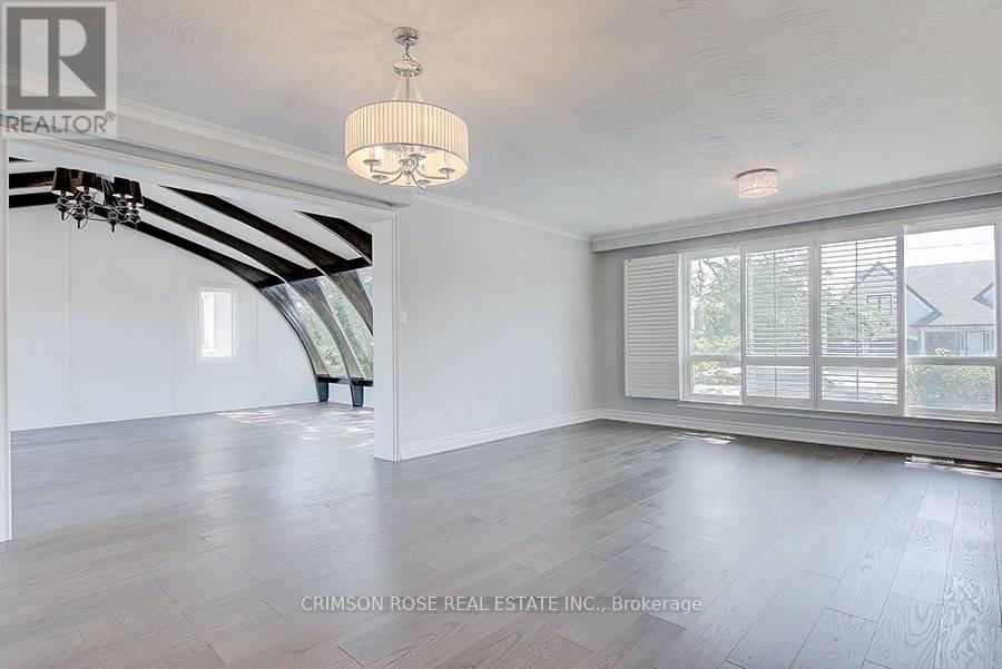 Upper Level - 299 Southview Road, Oakville, Ontario  L6K 2P2 - Photo 11 - W12980500