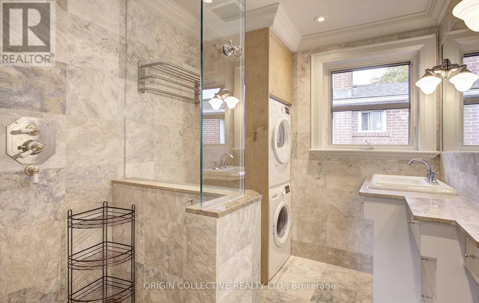 2 - 97 Runnymede Road, Toronto, Ontario  M6S 2Y4 - Photo 11 - W12980508