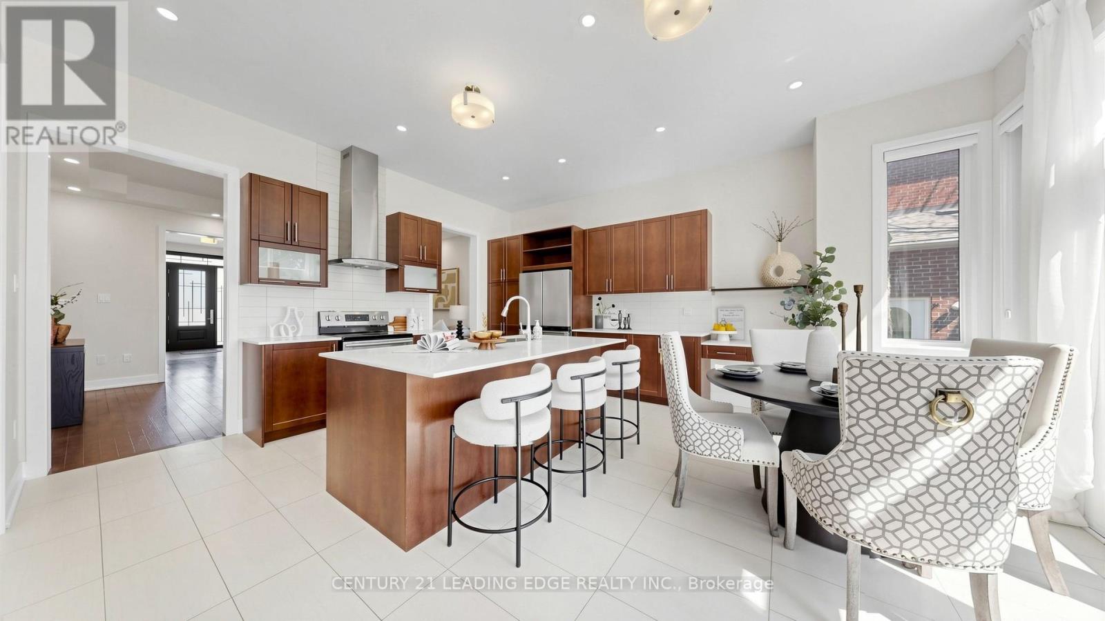 27 Poplar Drive, Richmond Hill, Ontario  L4E 2Y4 - Photo 15 - N12977244