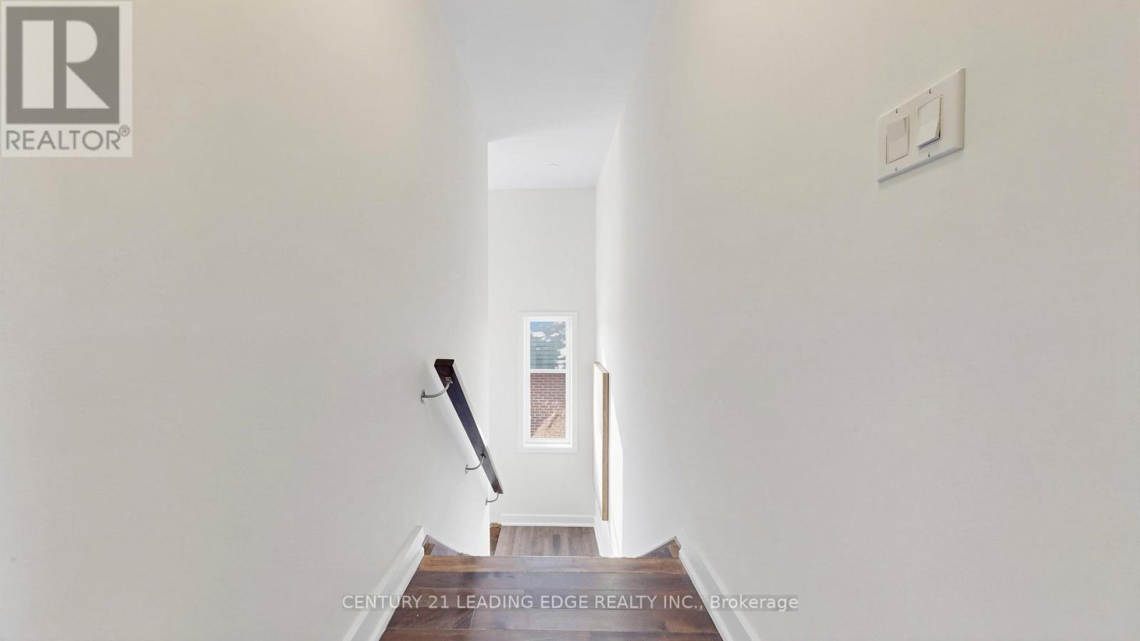 27 Poplar Drive, Richmond Hill, Ontario  L4E 2Y4 - Photo 20 - N12977244