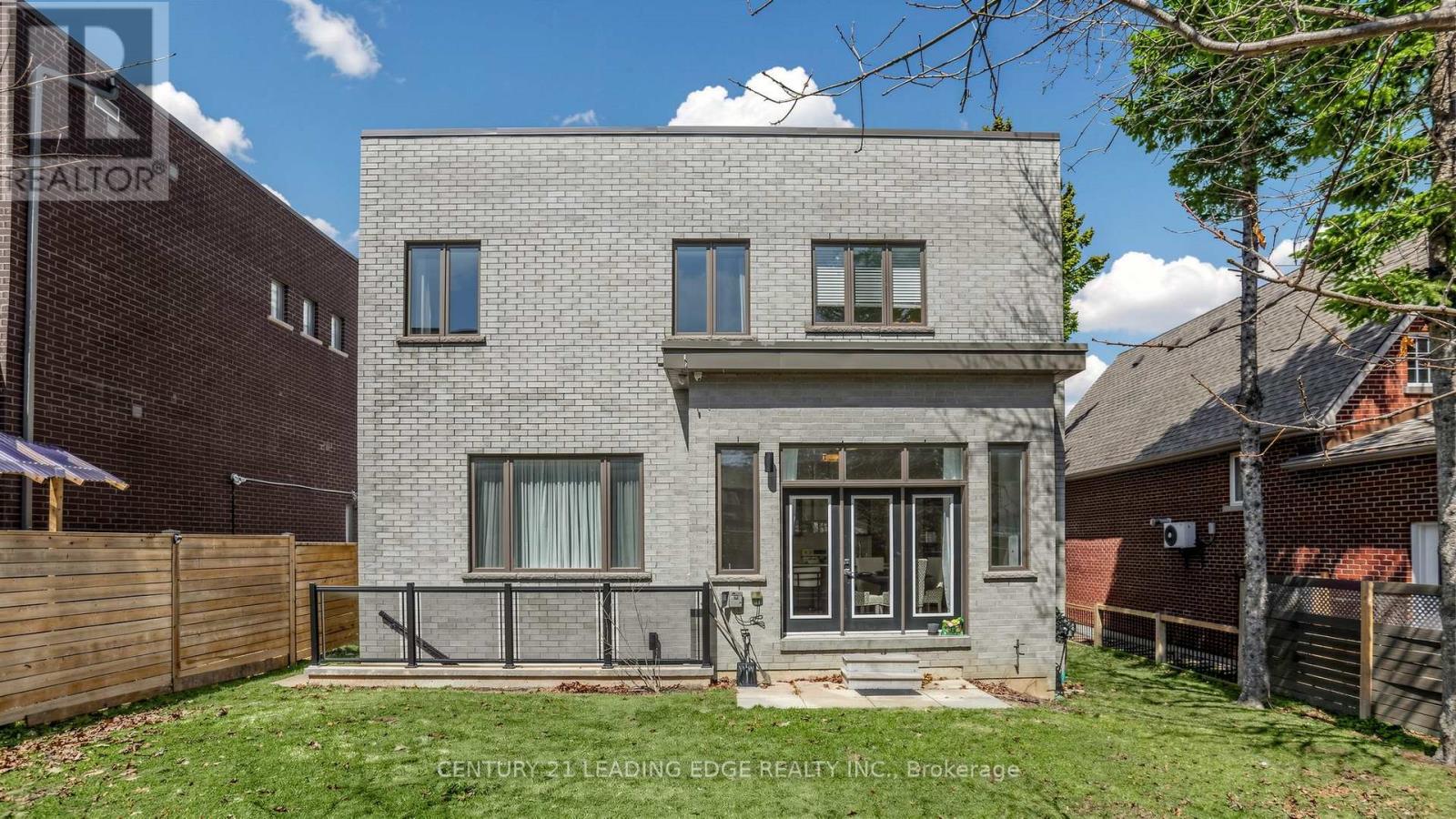 27 Poplar Drive, Richmond Hill, Ontario  L4E 2Y4 - Photo 41 - N12977244