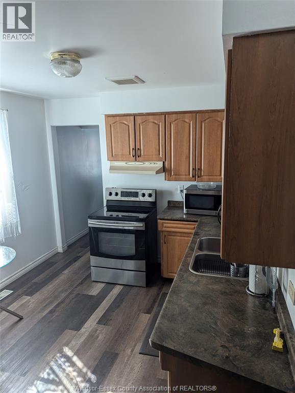 856 Pillette Road, Windsor, Ontario  N8Y 3B5 - Photo 9 - 26006113