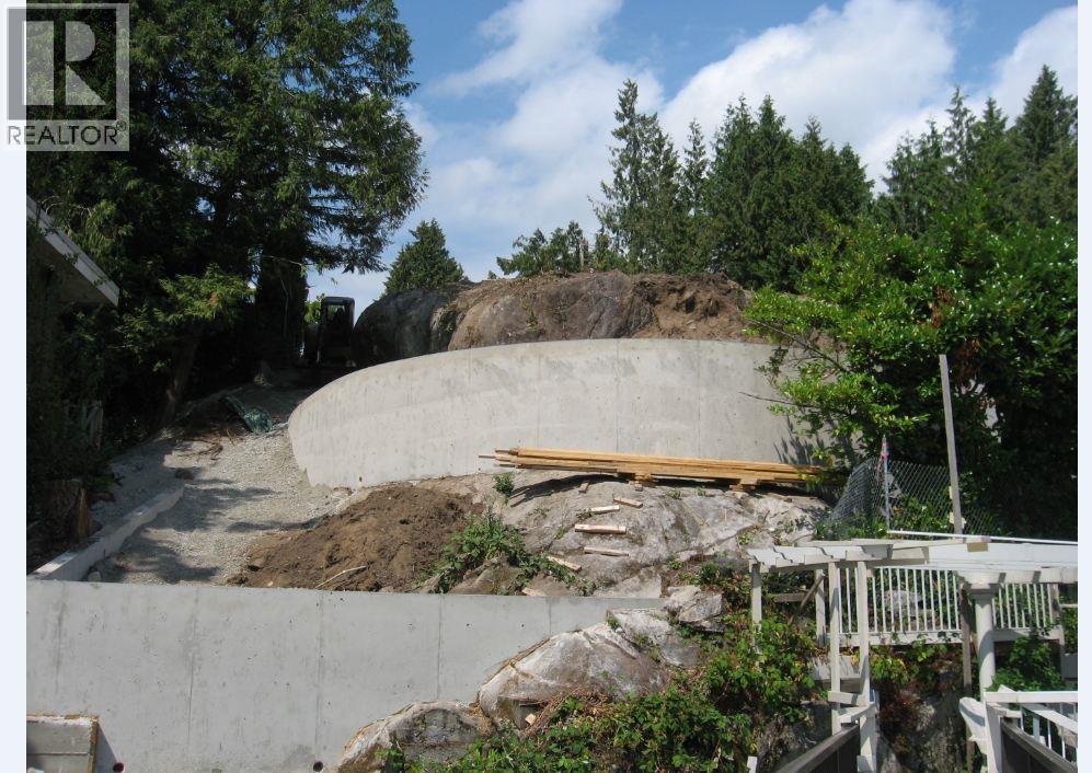 4405 Marine Drive, West Vancouver, British Columbia  V7W 1N8 - Photo 16 - R3096897