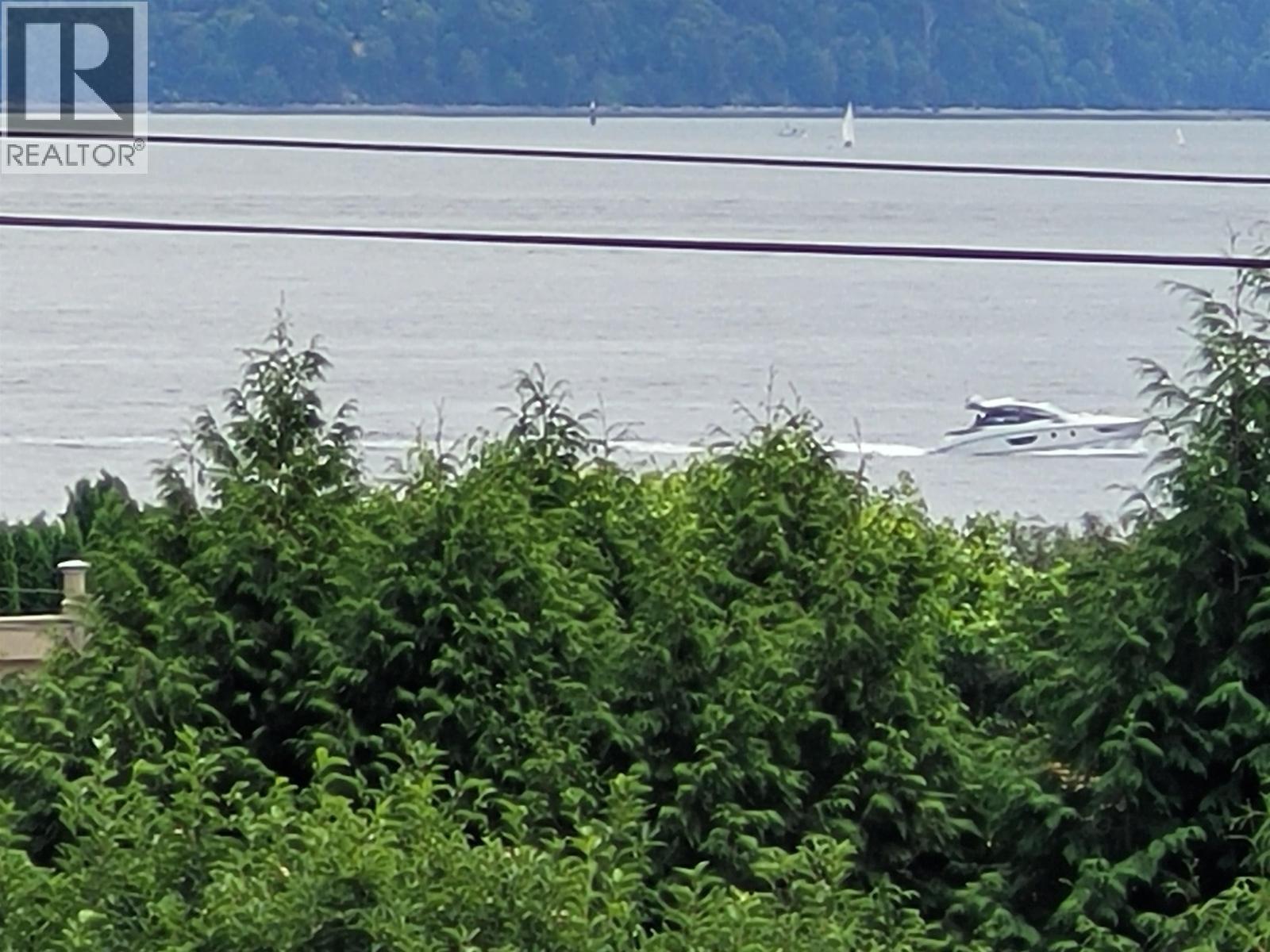 4405 MARINE DRIVE, West Vancouver, British Columbia