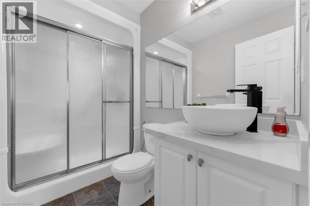 175 Sims Estate Drive, Kitchener, Ontario  N2A 0A6 - Photo 18 - 40819190