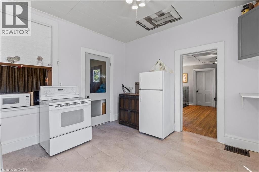 92 Francis Street, Cambridge, Ontario  N1S 2A1 - Photo 3 - 40816645