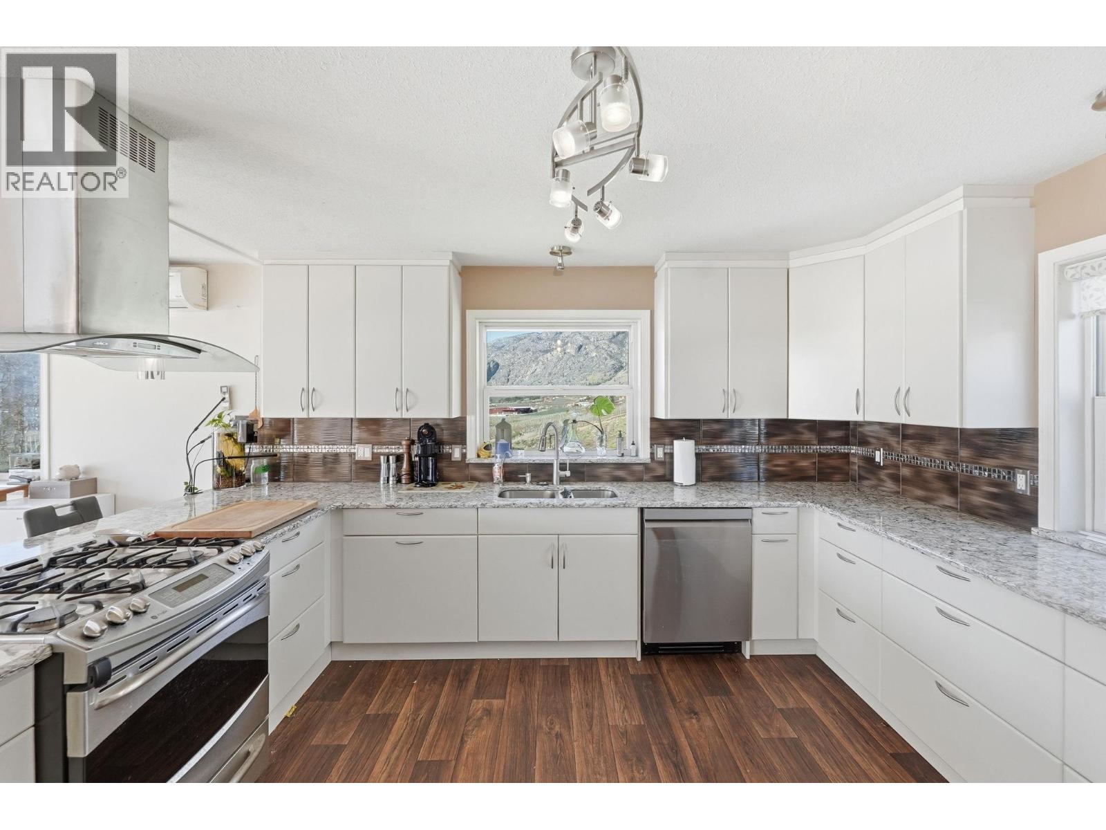 4616 37th Street, Osoyoos, British Columbia  V0H 1V6 - Photo 11 - 10379992