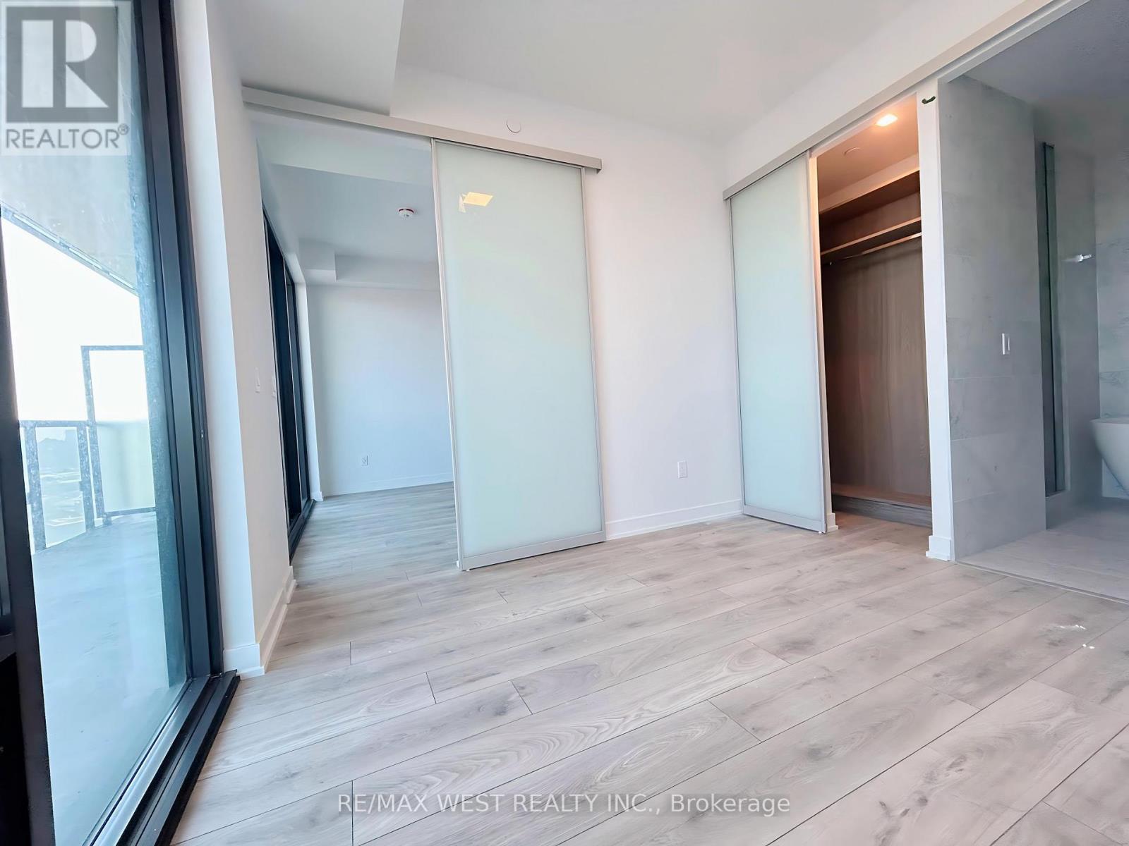 Unknown Address, ,    - Photo 6 - C12980516