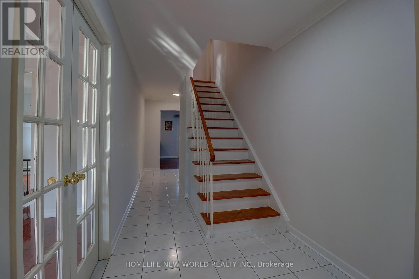 29 Deepdale Drive, Toronto, Ontario  M1S 2N3 - Photo 11 - E12980522