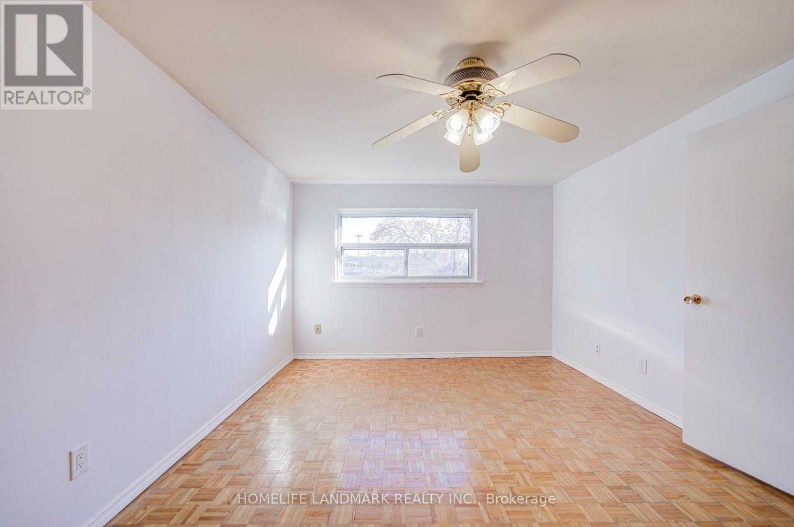 3025 Bridletowne Circle, Toronto, Ontario  M1W 2C9 - Photo 27 - E12980552