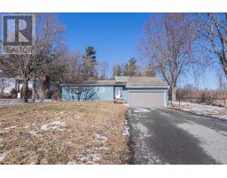 3976 CARP ROAD, Ottawa, Ontario