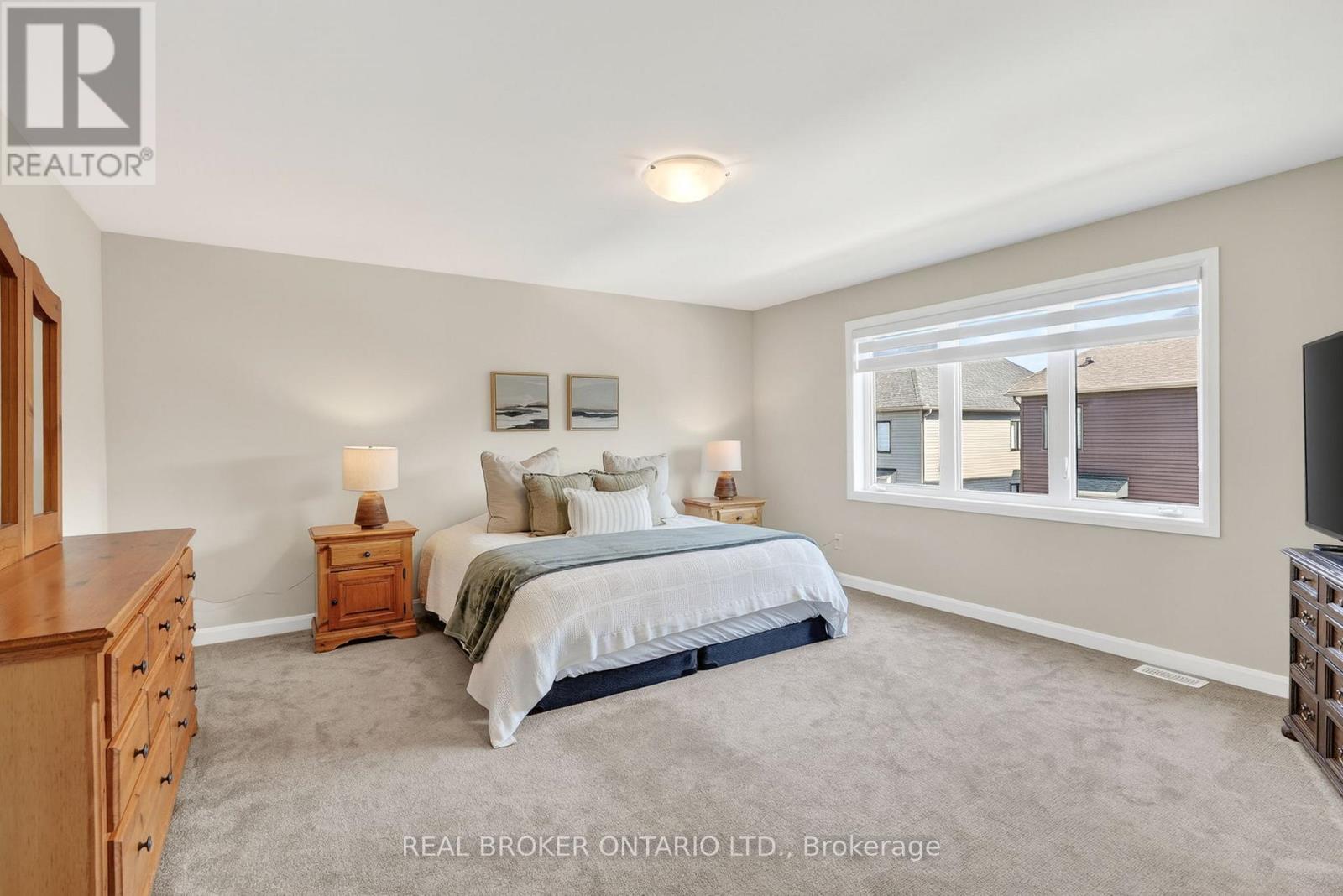 548 Anchor Circle, Ottawa, Ontario  K2B 7Z5 - Photo 19 - X12980536