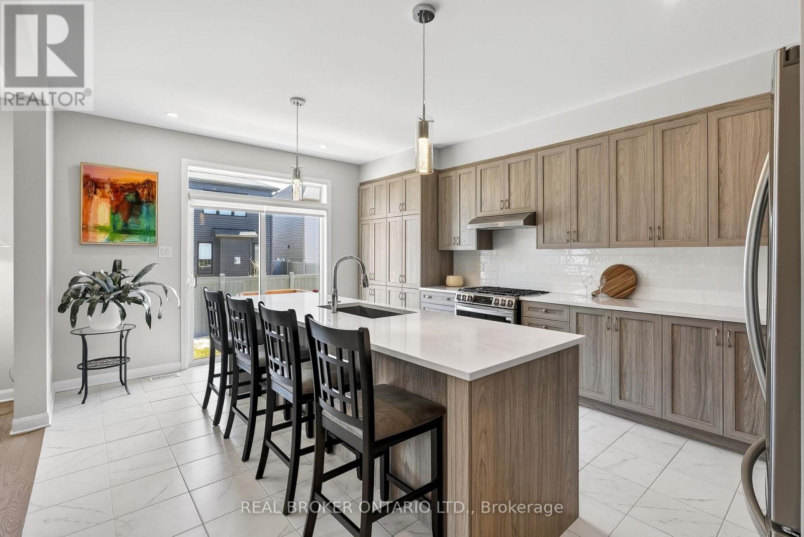 548 Anchor Circle, Ottawa, Ontario  K2B 7Z5 - Photo 9 - X12980536