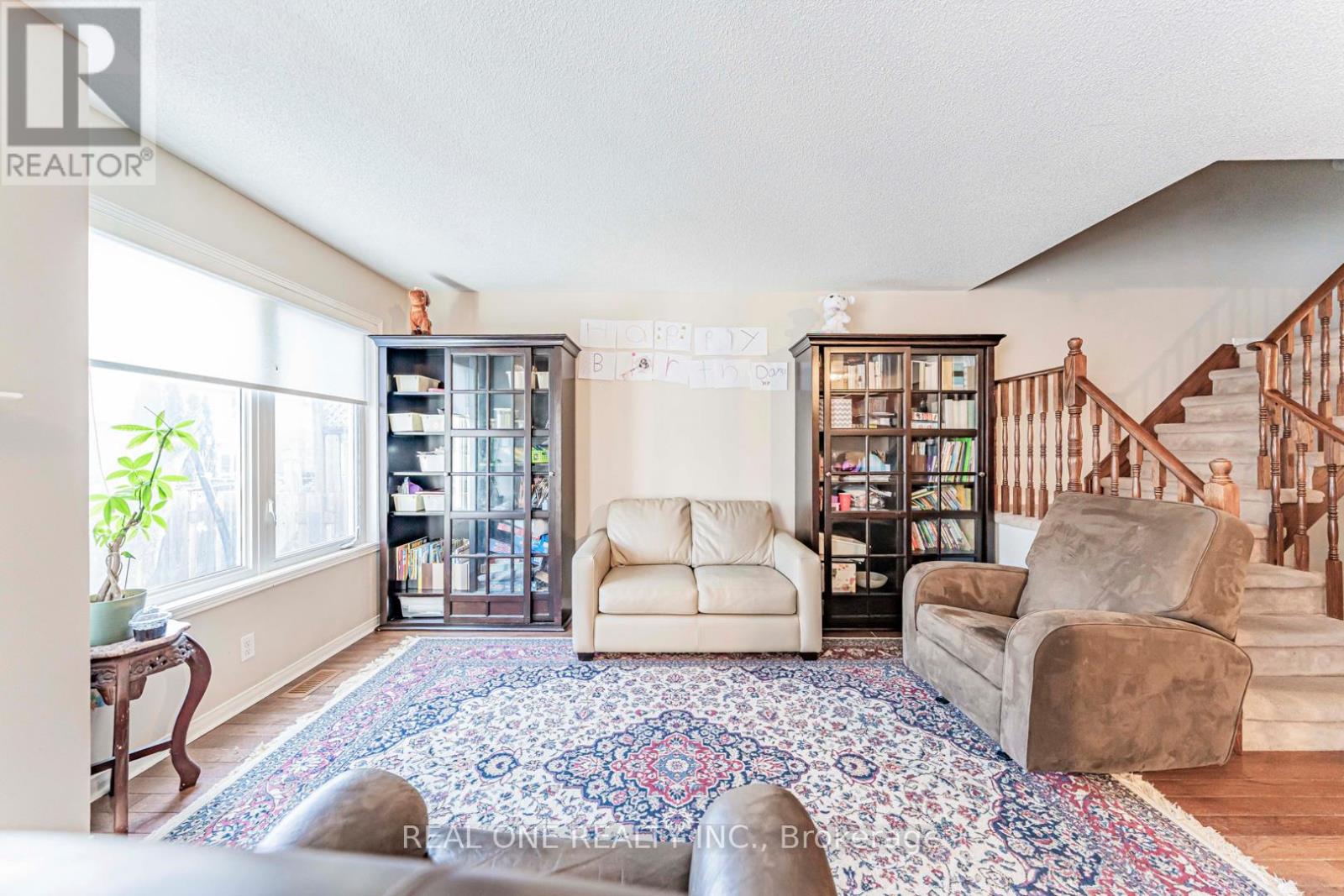 37 Bilbrough Street, Aurora, Ontario  L4G 7W3 - Photo 11 - N12980528