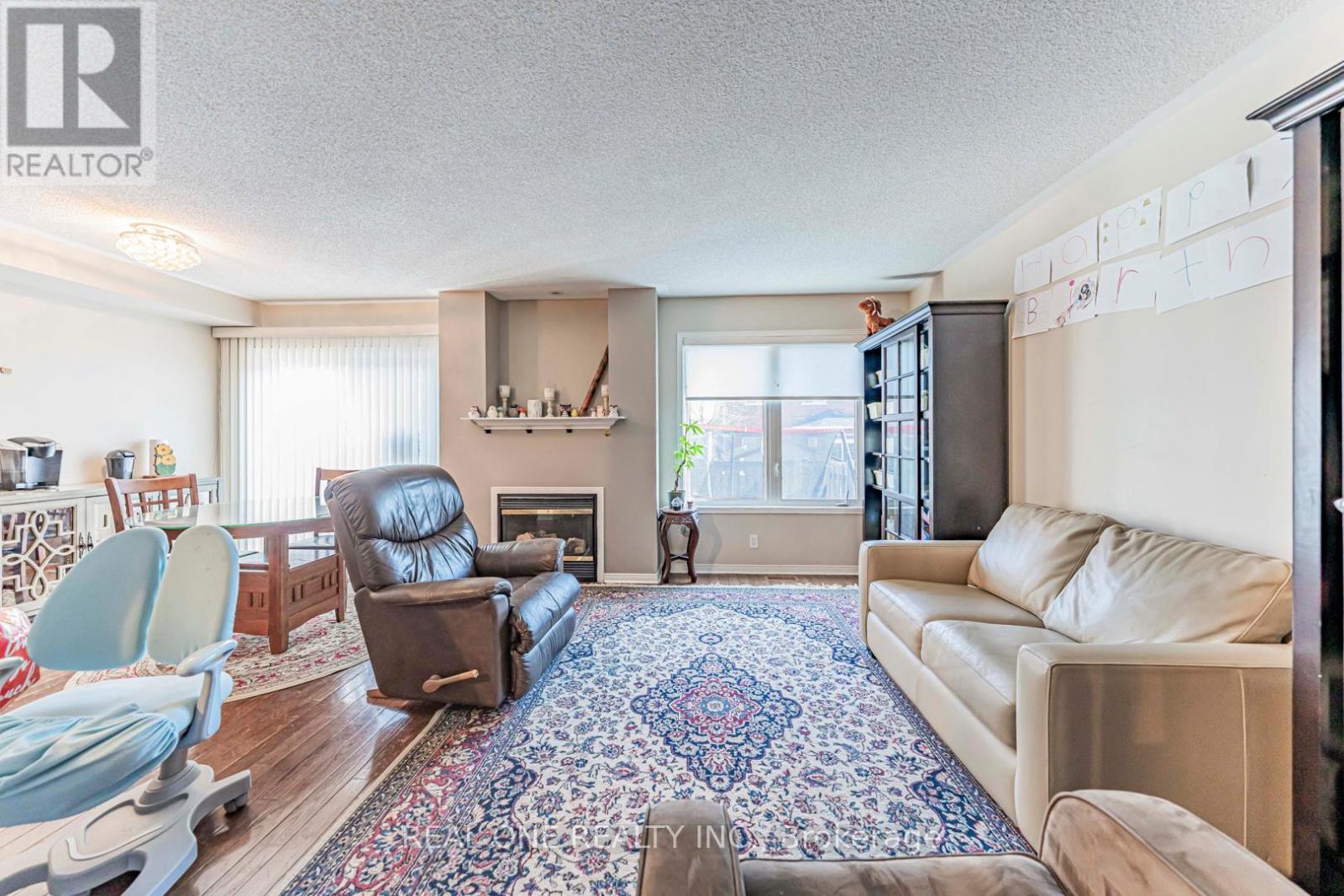 37 Bilbrough Street, Aurora, Ontario  L4G 7W3 - Photo 12 - N12980528