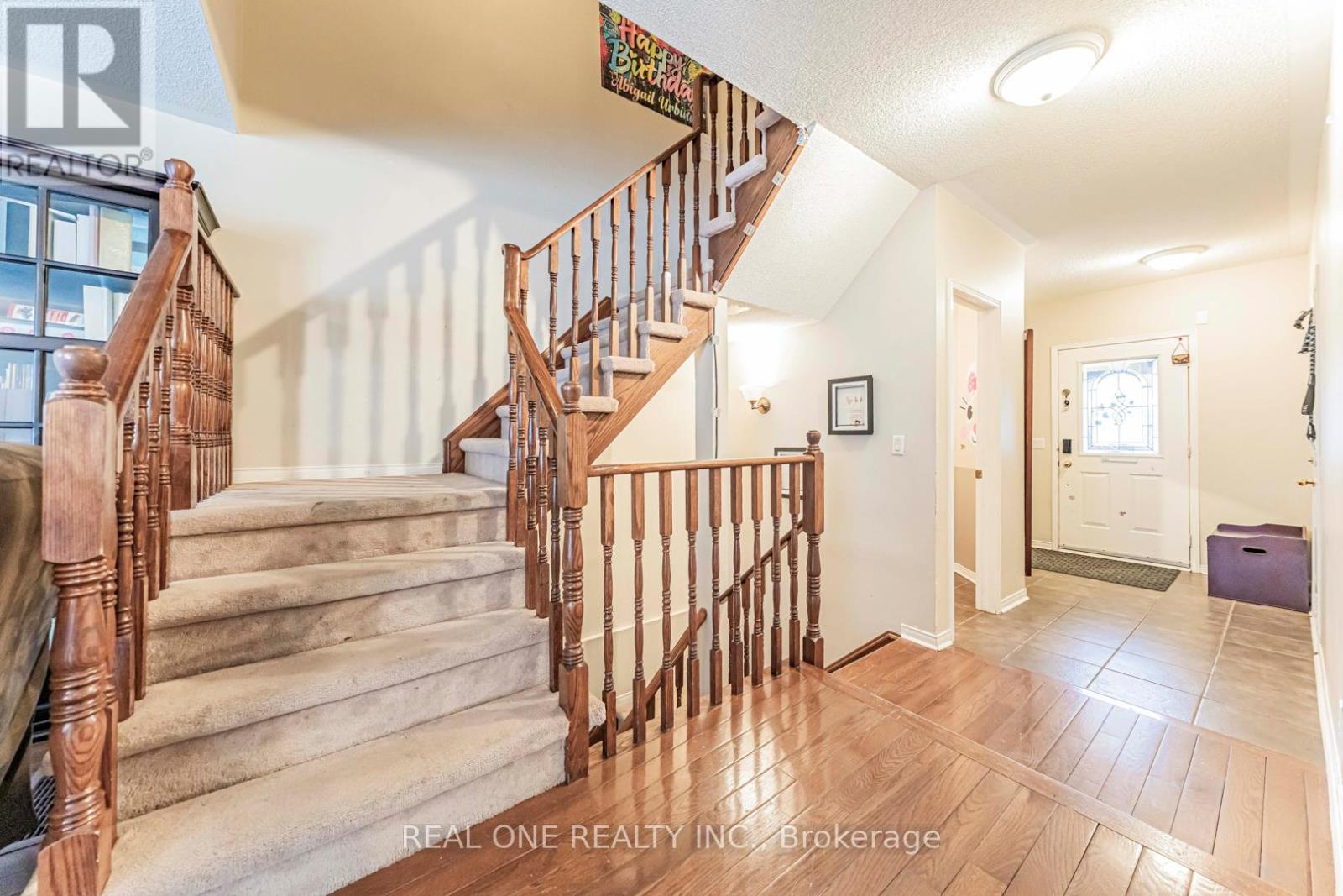 37 Bilbrough Street, Aurora, Ontario  L4G 7W3 - Photo 14 - N12980528