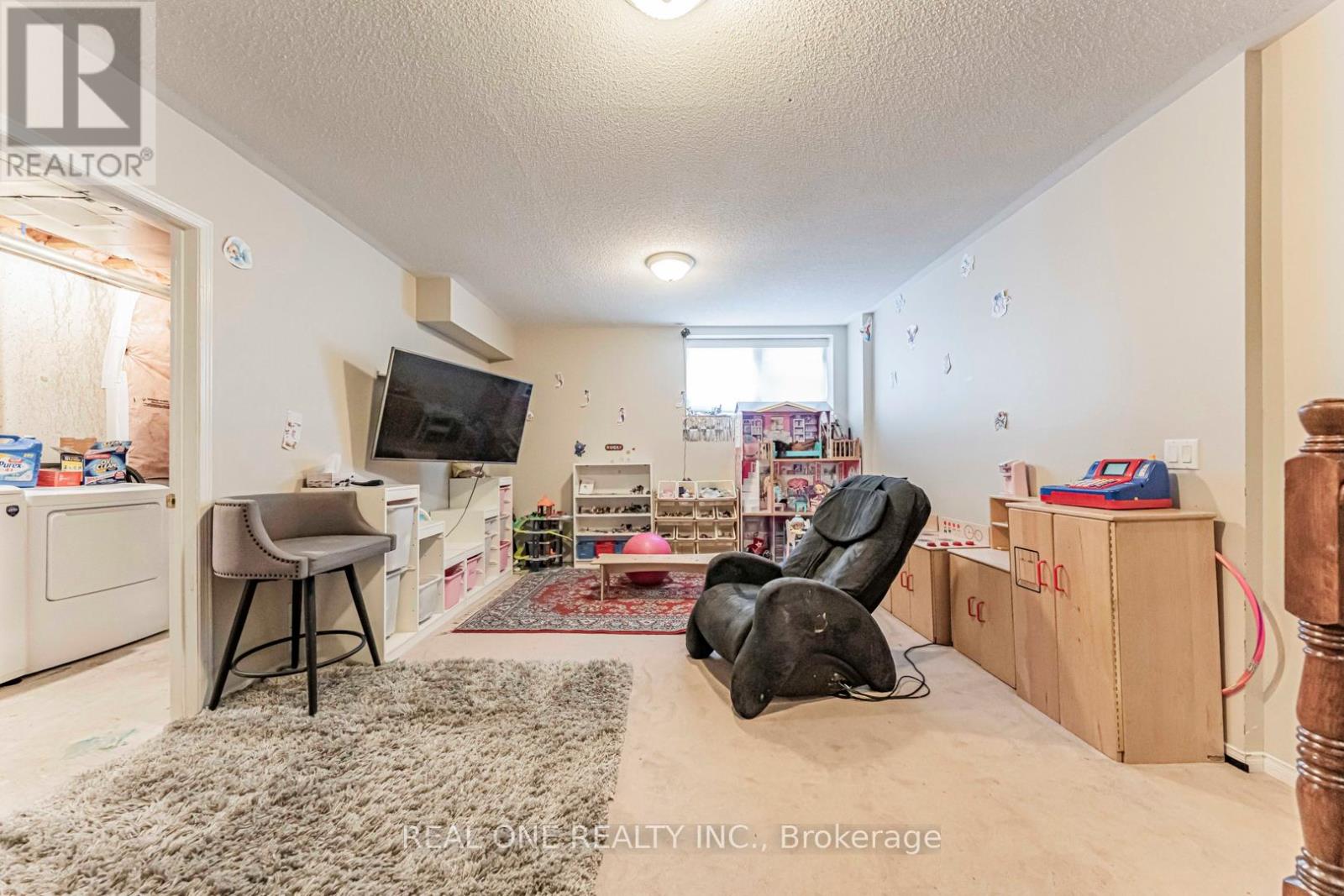 37 Bilbrough Street, Aurora, Ontario  L4G 7W3 - Photo 30 - N12980528