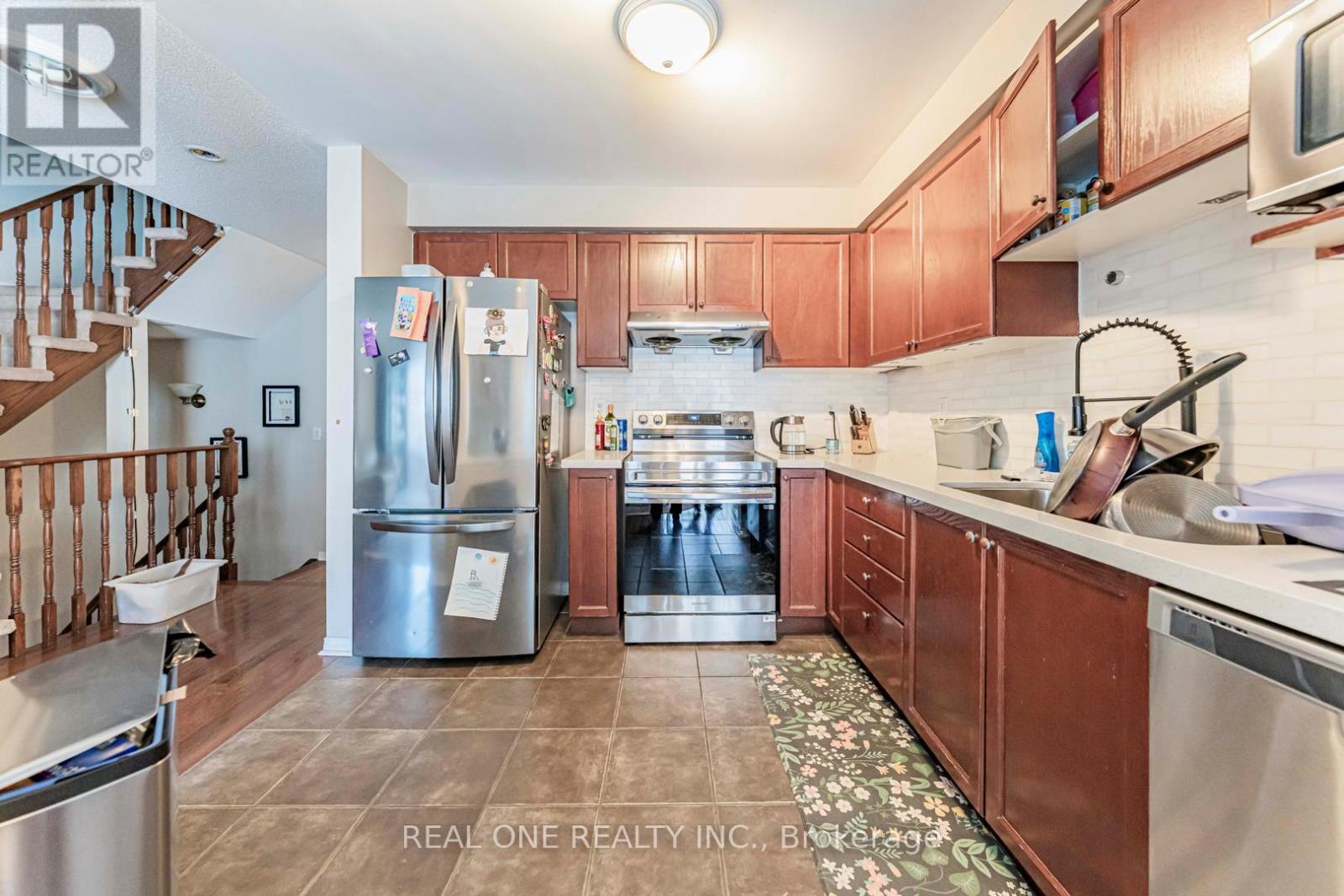 37 Bilbrough Street, Aurora, Ontario  L4G 7W3 - Photo 7 - N12980528