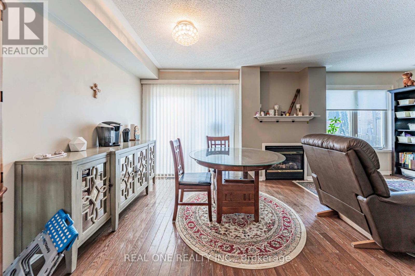 37 Bilbrough Street, Aurora, Ontario  L4G 7W3 - Photo 9 - N12980528