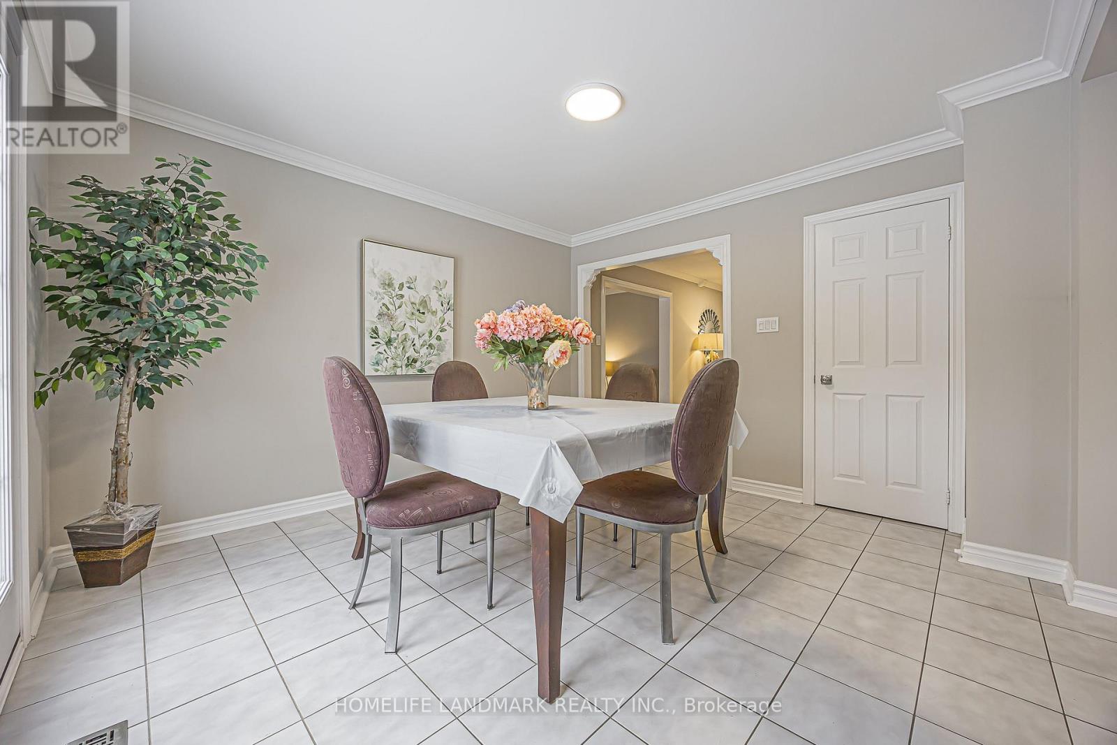 246 Jelley Avenue, Newmarket, Ontario  L3X 1S6 - Photo 16 - N12980544