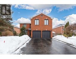 246 JELLEY AVENUE, Newmarket, Ontario