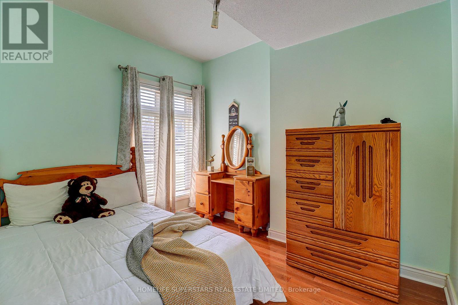 191 Wessenger Drive, Barrie, Ontario  L4N 8N9 - Photo 19 - S12980532