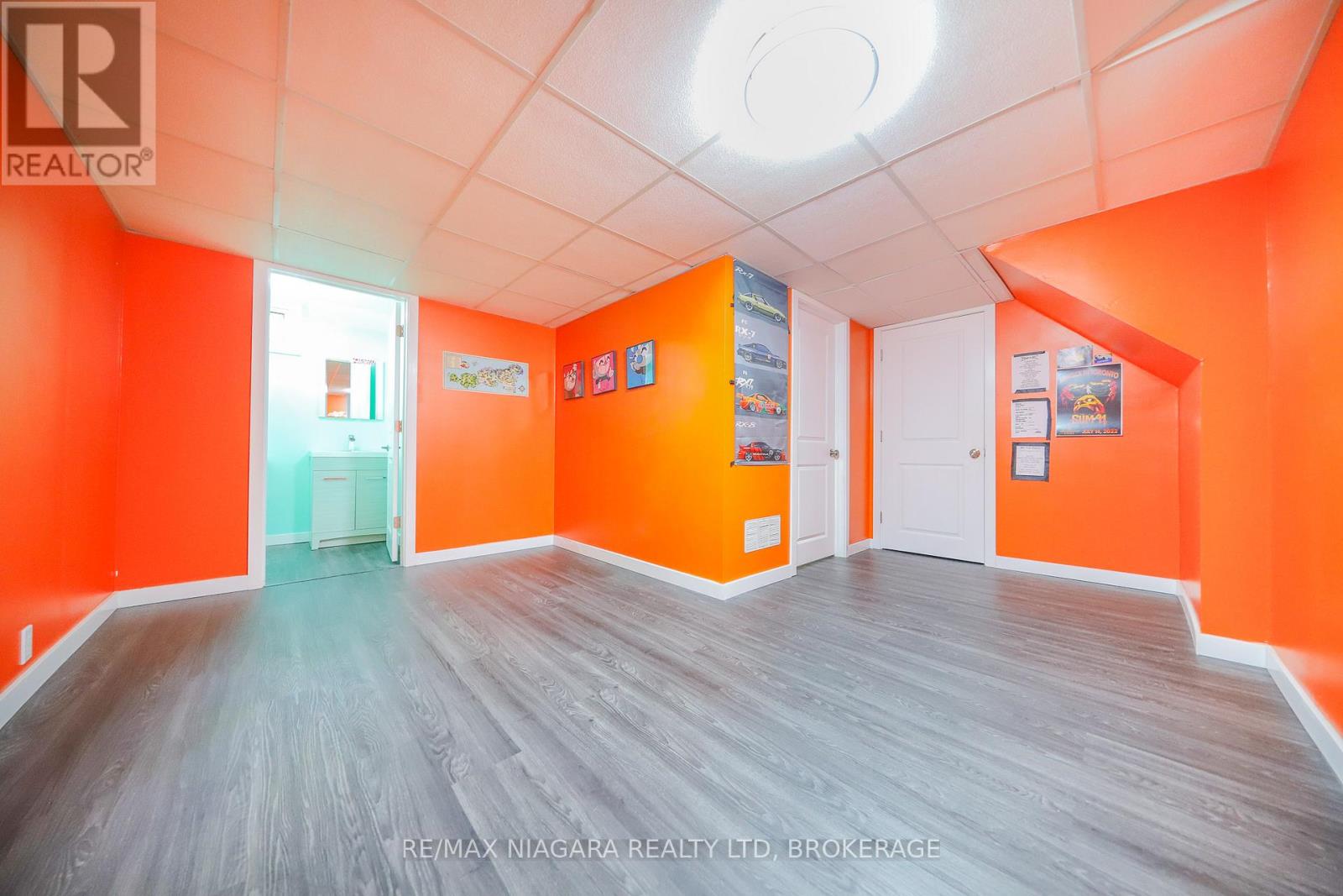 21 Jessica Drive, St. Catharines, Ontario  L2M 6V9 - Photo 25 - X12934728