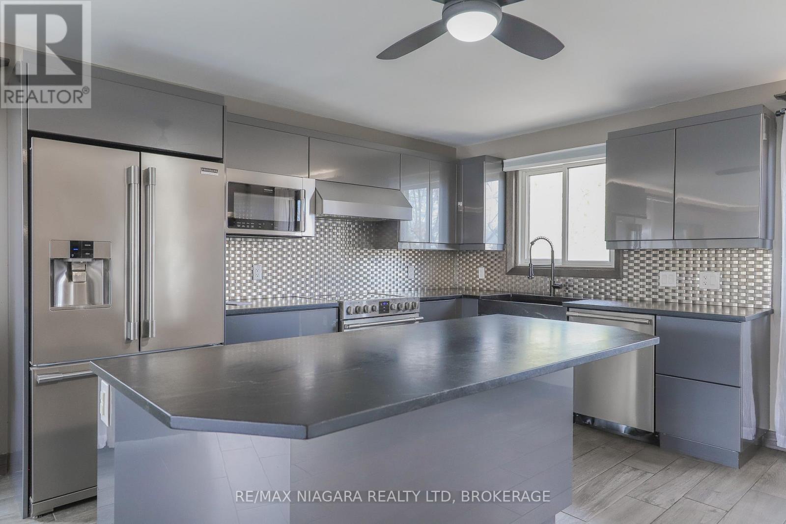 21 Jessica Drive, St. Catharines, Ontario  L2M 6V9 - Photo 9 - X12934728