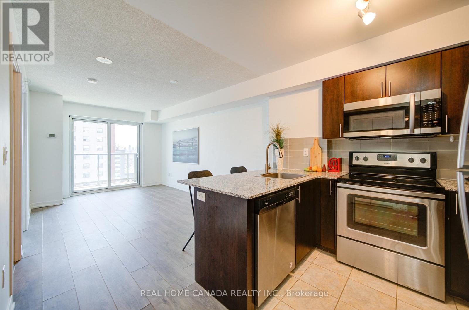 1803 - 1410 Dupont Road, Toronto, Ontario  P1B 8Z4 - Photo 12 - W12980542