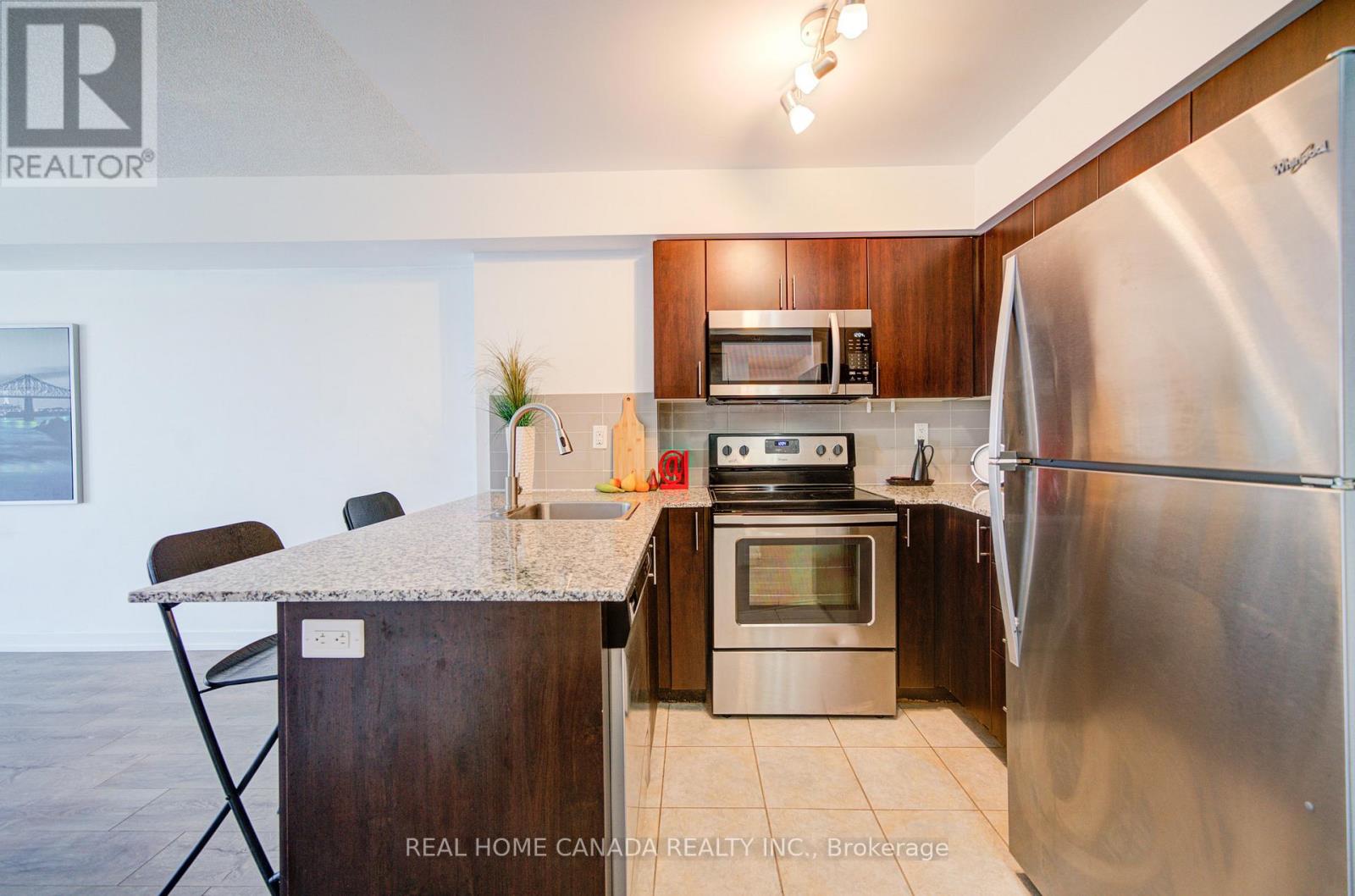 1803 - 1410 Dupont Road, Toronto, Ontario  P1B 8Z4 - Photo 13 - W12980542