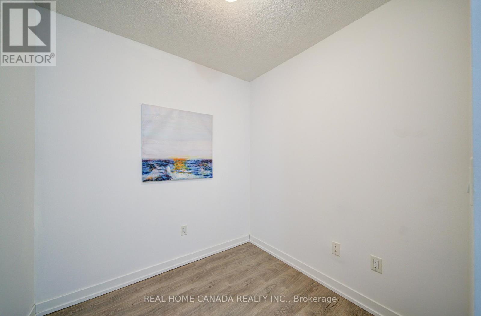 1803 - 1410 Dupont Road, Toronto, Ontario  P1B 8Z4 - Photo 24 - W12980542