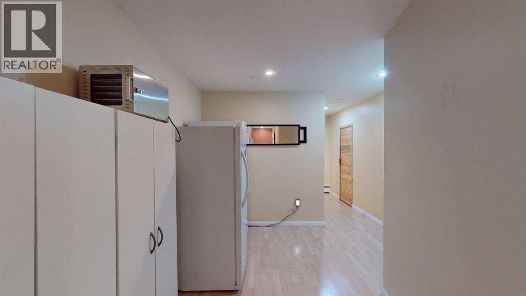 185 Oaks Bay, Fort Mcmurray, Alberta  T9K 1P9 - Photo 28 - A2292478