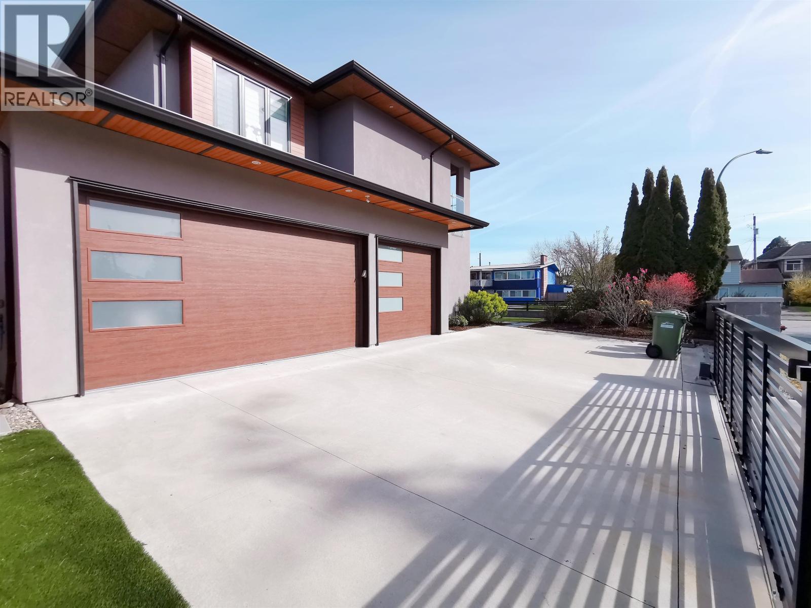 3291 Ullsmore Avenue, Richmond, British Columbia  V7C 1R8 - Photo 3 - R3107412