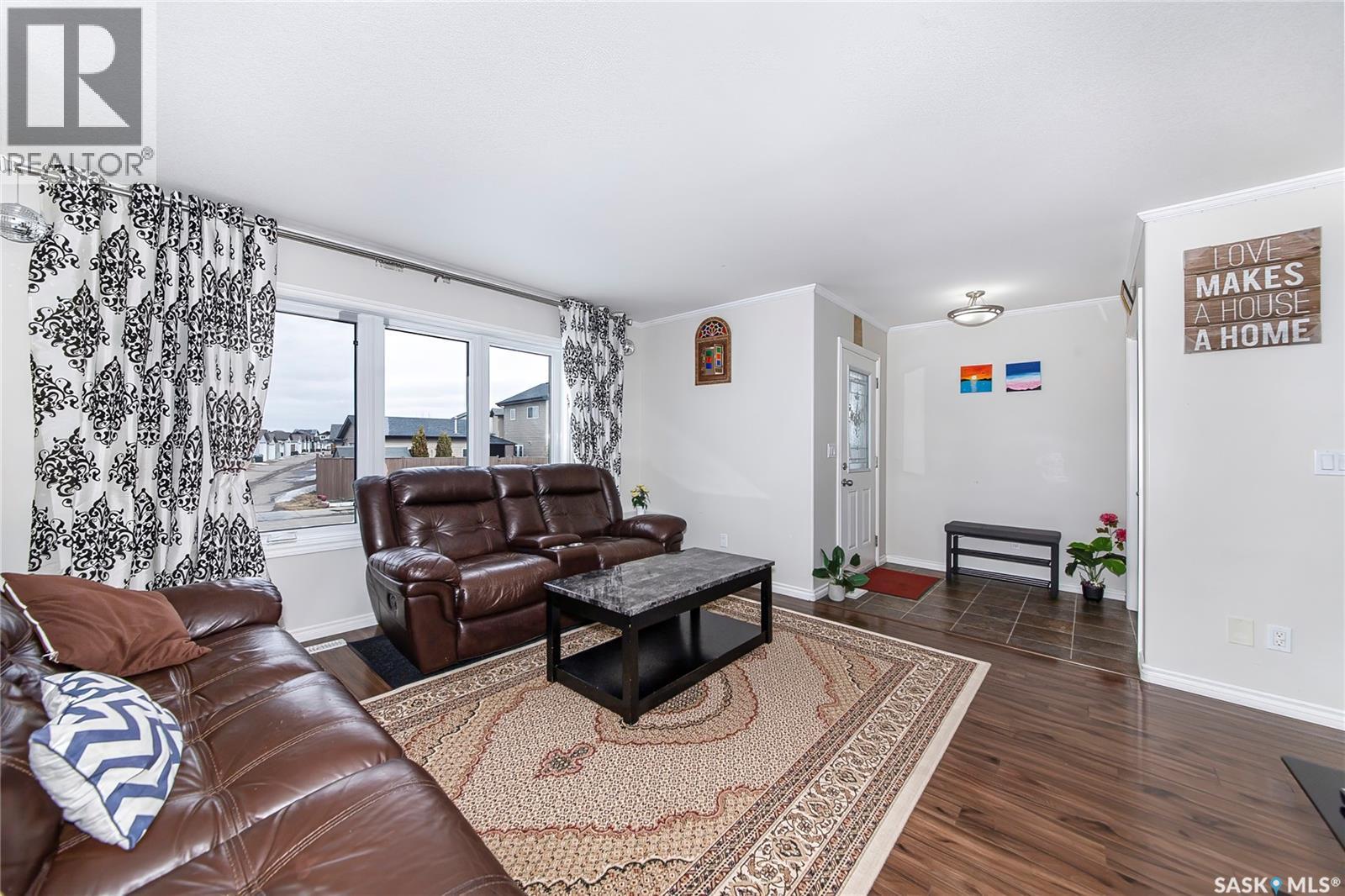 515 Coad Crescent, Saskatoon, Saskatchewan  S7R 0A7 - Photo 7 - SK032558