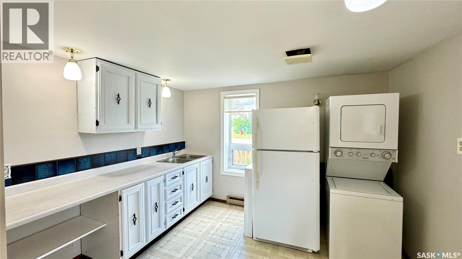 209 1st Street E, Dinsmore, Saskatchewan  S0L 0T0 - Photo 13 - SK032521