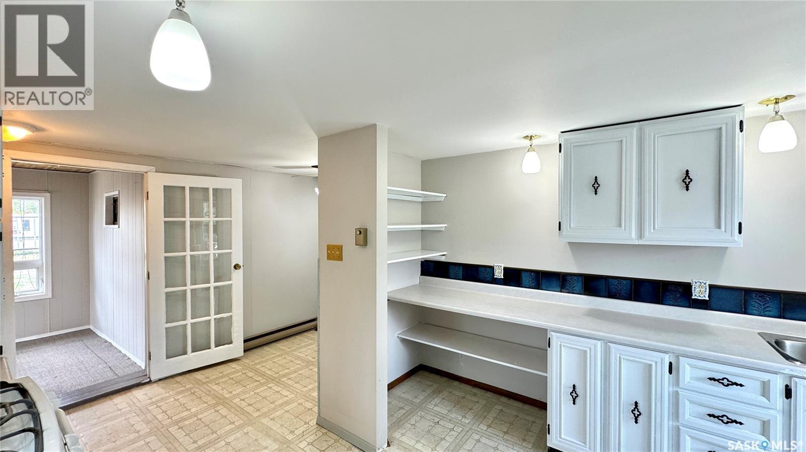 209 1st Street E, Dinsmore, Saskatchewan  S0L 0T0 - Photo 14 - SK032521