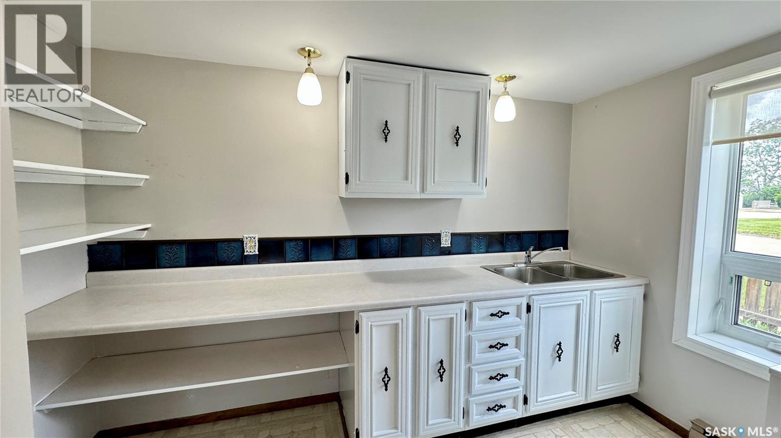 209 1st Street E, Dinsmore, Saskatchewan  S0L 0T0 - Photo 15 - SK032521