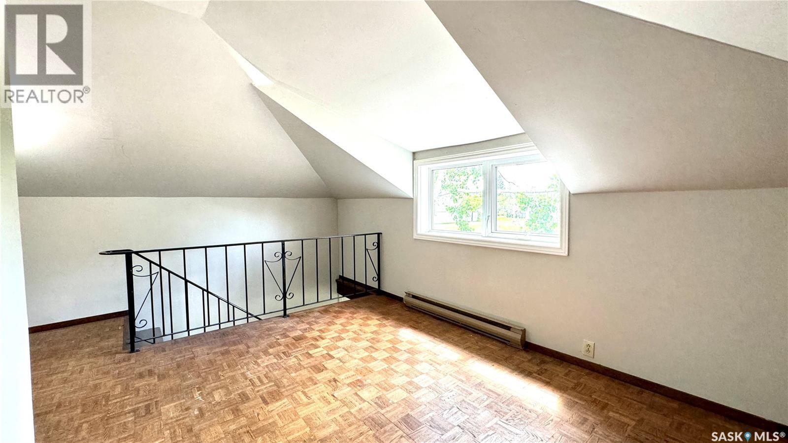 209 1st Street E, Dinsmore, Saskatchewan  S0L 0T0 - Photo 40 - SK032521