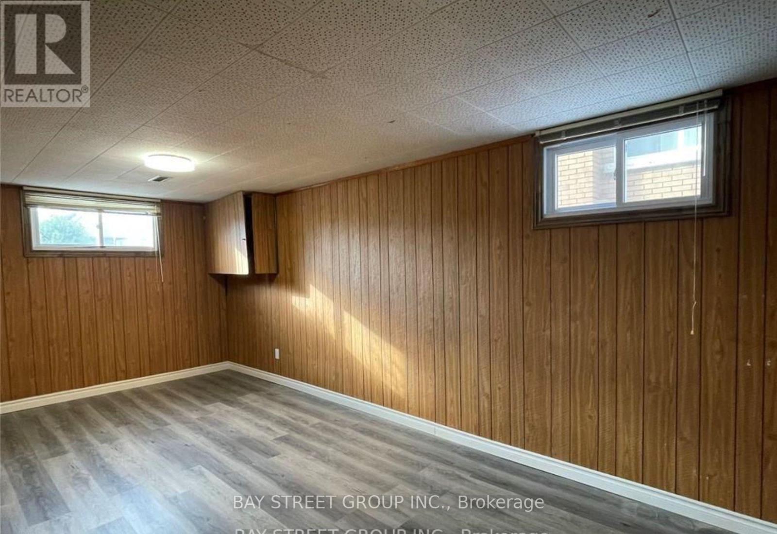 6852 Hagar Avenue, Niagara Falls, Ontario  L2G 5M7 - Photo 12 - X12980518