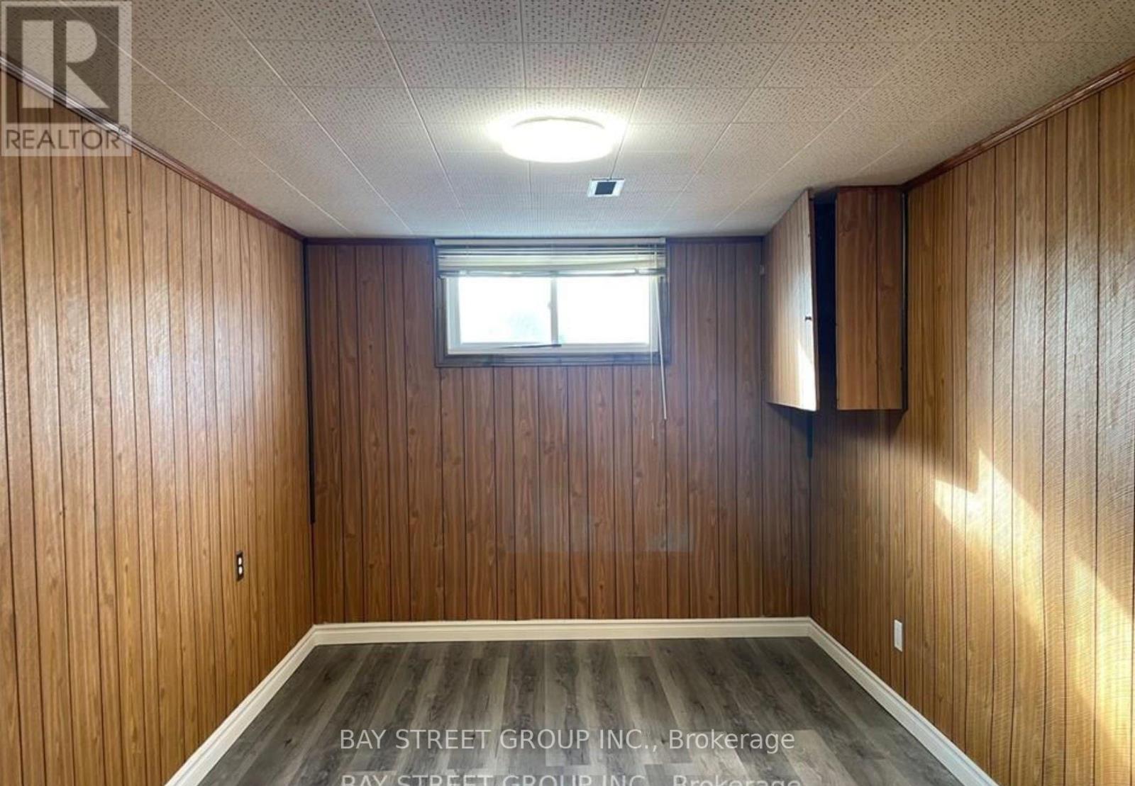 6852 Hagar Avenue, Niagara Falls, Ontario  L2G 5M7 - Photo 13 - X12980518