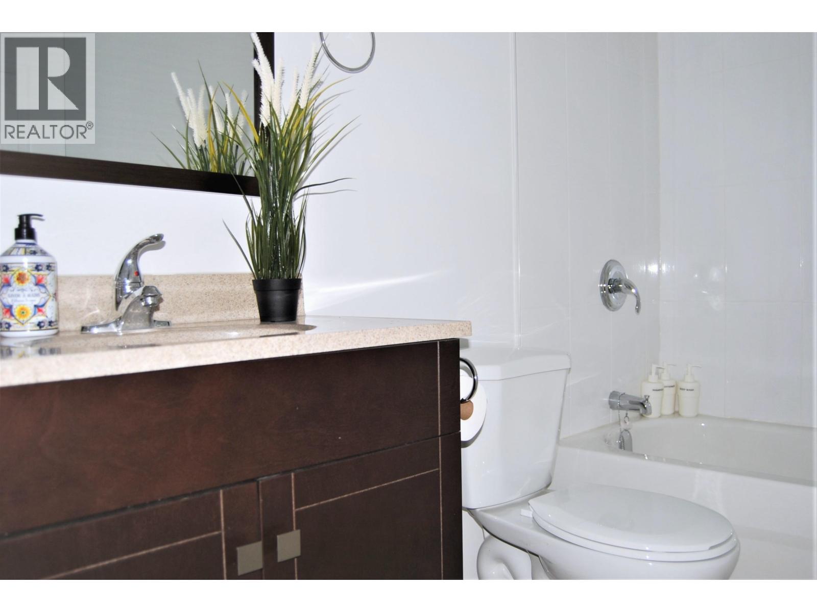 4708 Westlawn Drive, Burnaby, British Columbia V5C 3R3 - Photo 30 - R3108712