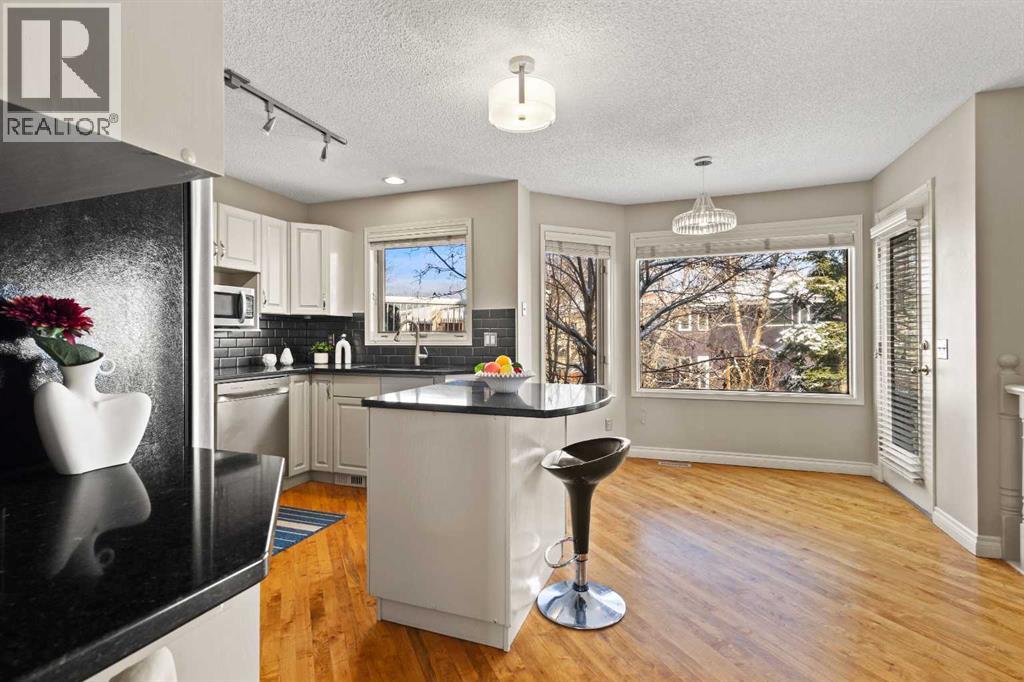 118 Sienna Hills Drive Sw, Calgary, Alberta  T3H 2C8 - Photo 9 - A2293951