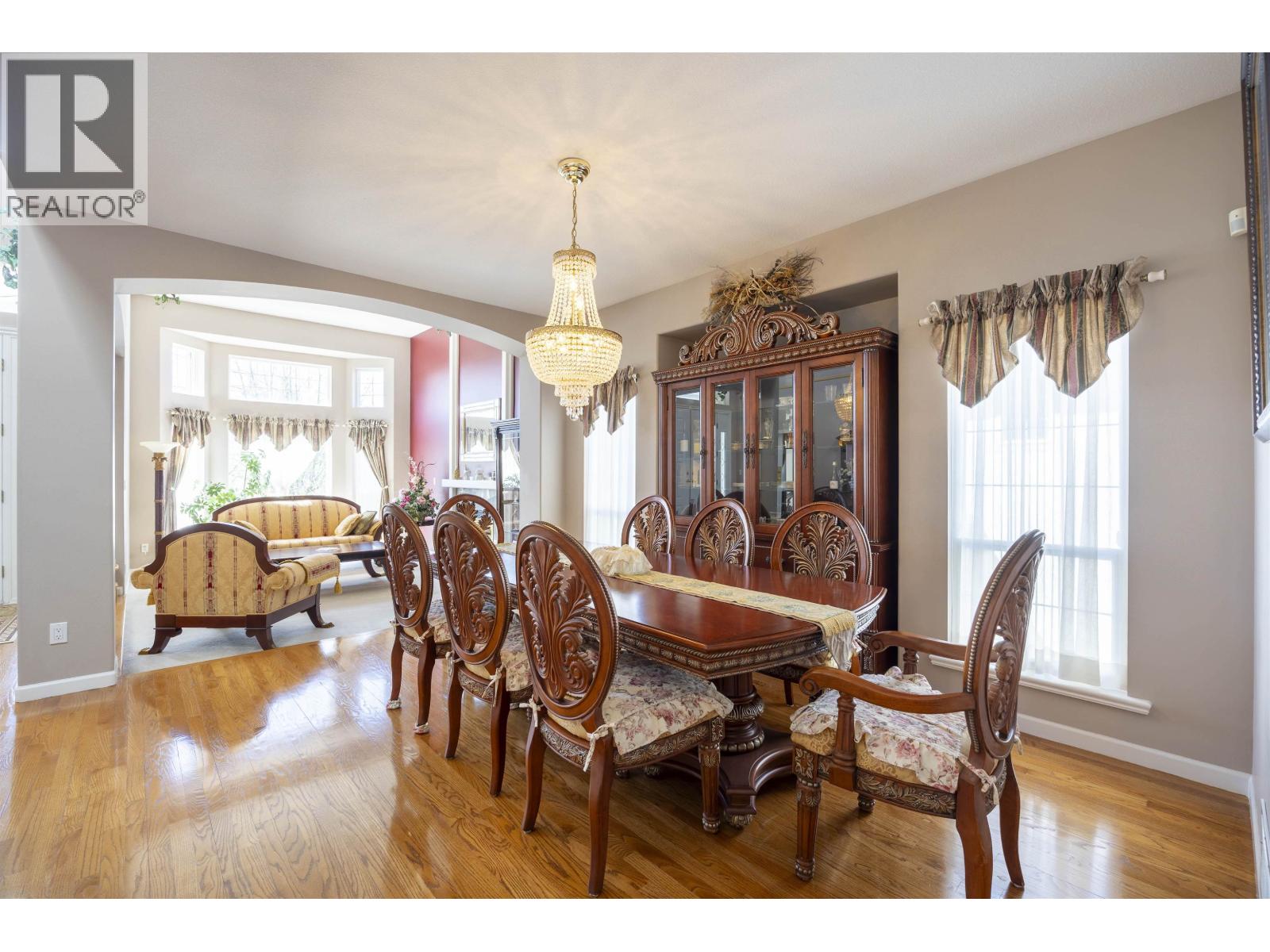 2551 Sapphire Place, Coquitlam, British Columbia V3E 2Z1 - Photo 5 - R3109064