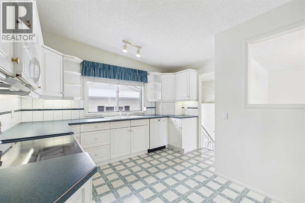 307 Wascana Road SE, Calgary, Alberta  T2J 1H7 - Photo 12 - A2299883