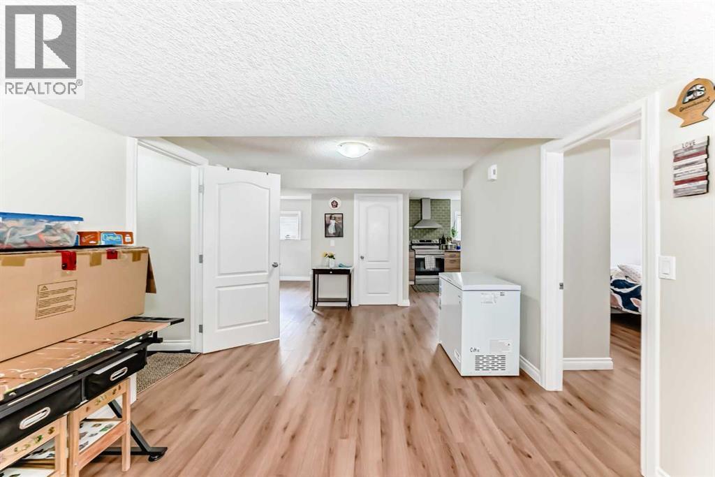 172 Sunset Heights, Crossfield, Alberta  T0M 0S0 - Photo 44 - A2299529